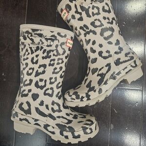 Hunter Leopard Print Rain Boots - Black on Cream